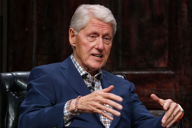 В США госпитализировали экс-президента Клинтона: названа причина