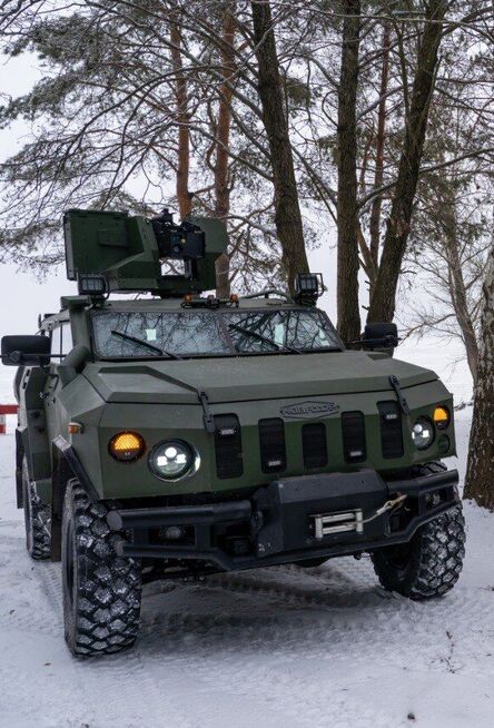 'Українська бронетехніка' достроково завершила виконання контрактів з виробництва та поставок бронеавтомобілів 'Новатор'