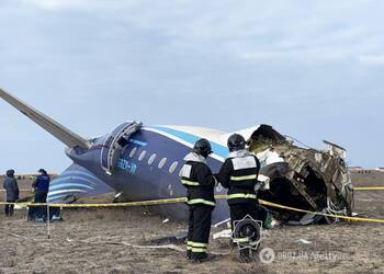 Авіакомпанія Azerbaijan Airlines, літак якої впав у Казахстані, призупинила польоти до двох міст Росії