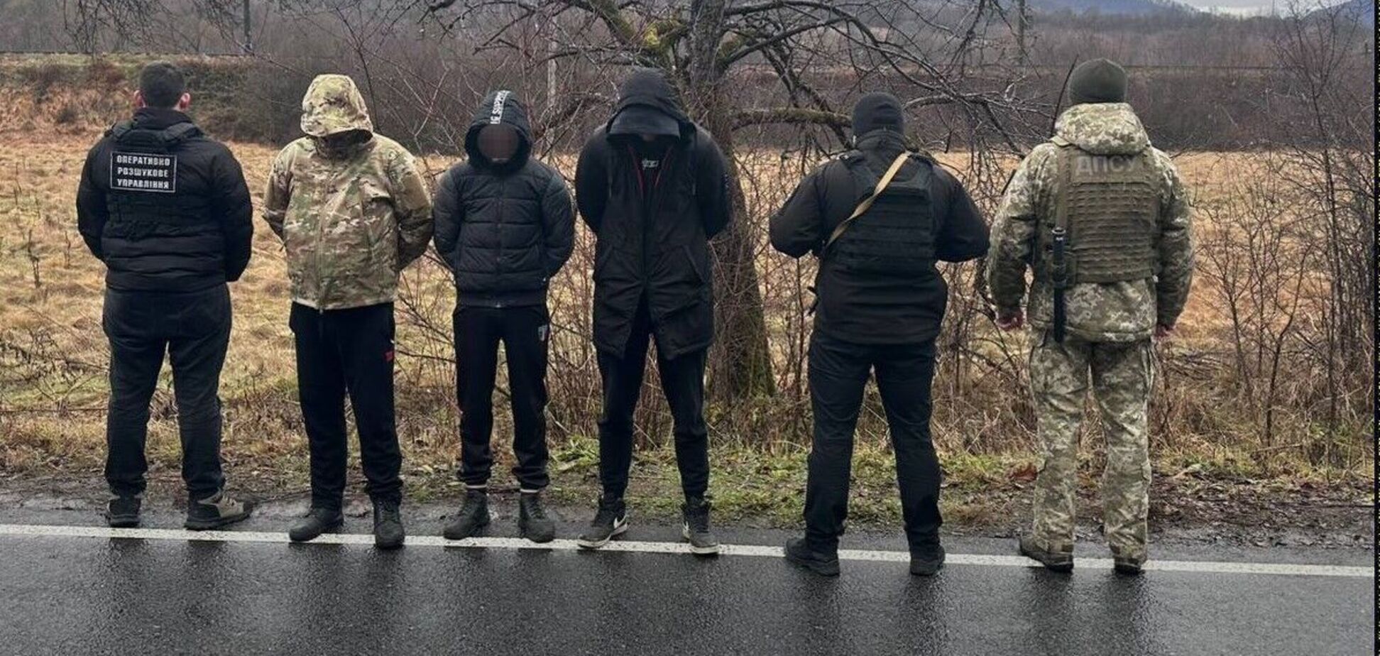 На Закарпатье разоблачили группу уклонистов