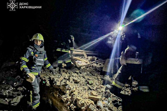 Росіяни скинули КАБ на Золочів на Харківщині: загинув чоловік і постраждала жінка. Фото