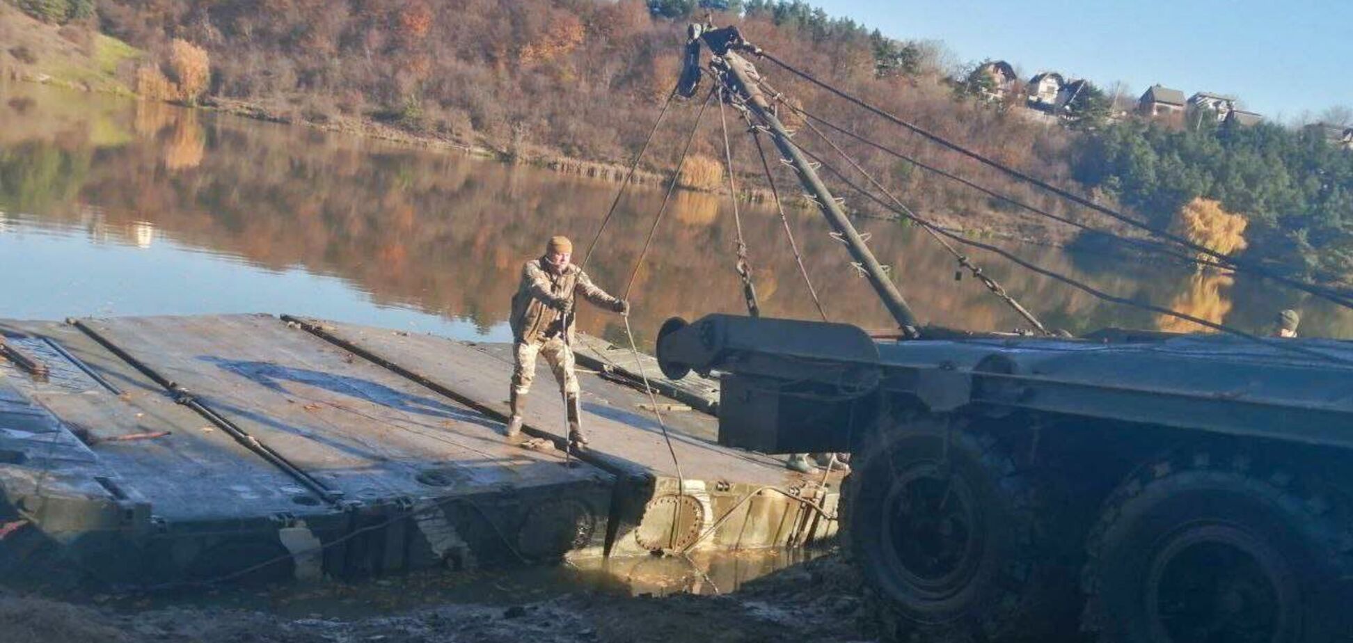 Командир взвода 211-й понтонно-мостовой бригады, издевавшийся над подчиненными, сообщили о подозрении. Видео