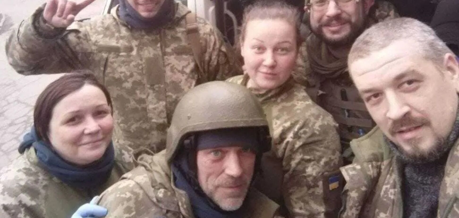 'Город к такой осаде оказался не готов': освобожденный из плена боевой медик рассказал о ситуации в Мариуполе в первые недели войны