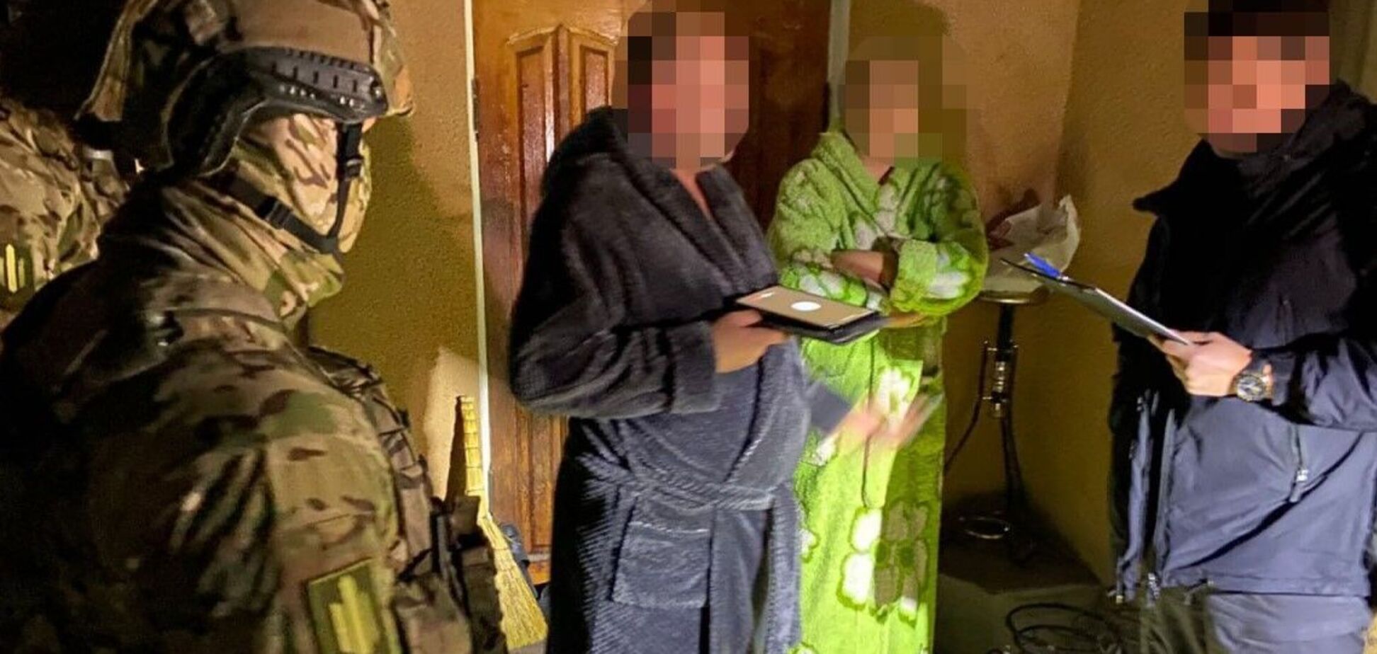 ДБР затримало командира 211-ї бригади, де знущалися з військових: його доставили у Київ