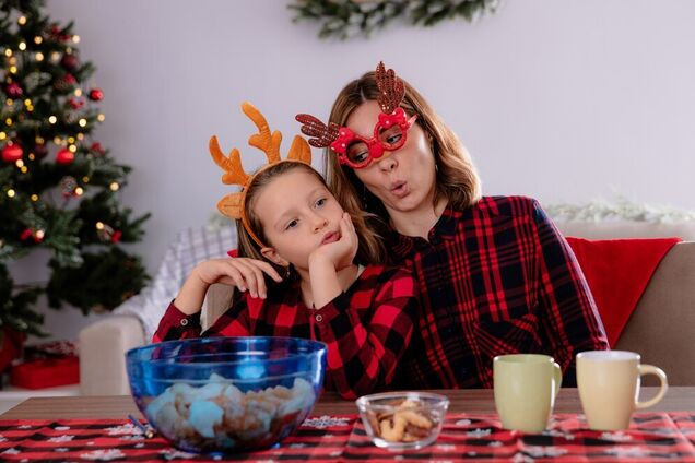 Топ-3 салатов, которые можно приготовить с детьми на Новый год