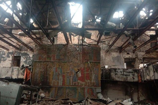 Одні руїни: у мережі показали, який зараз вигляд має Бахмут, понівечений окупантами. Фото