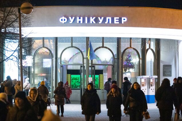 В КГГА рассказали, как будет работать общественный транспорт в период новогодних праздников