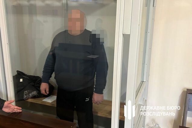 ДБР повідомило про підозру заступнику командира бригади, який заробляв на підлеглих: подробиці