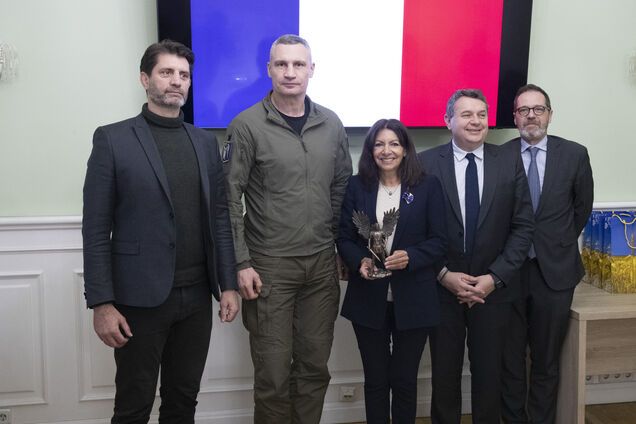 'Париж подтвердил настоящую дружбу': в Киев в пятый раз за время войны приехала мэр столицы Франции