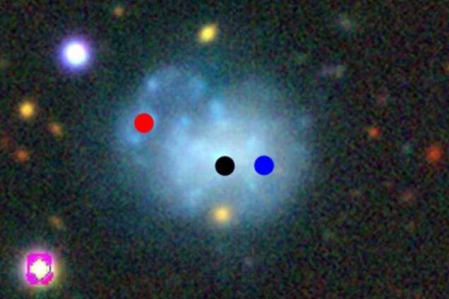 Астрономы обнаружили пять редких галактик, которые 'взаимодействуют друг с другом' и бросают вызов основной модели Вселенной