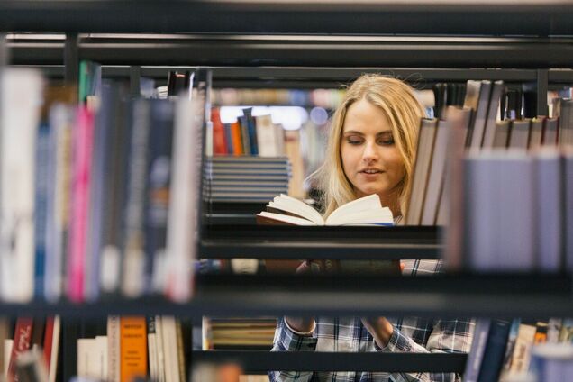 Правительство раздаст украинцам 370 млн гривен на книги