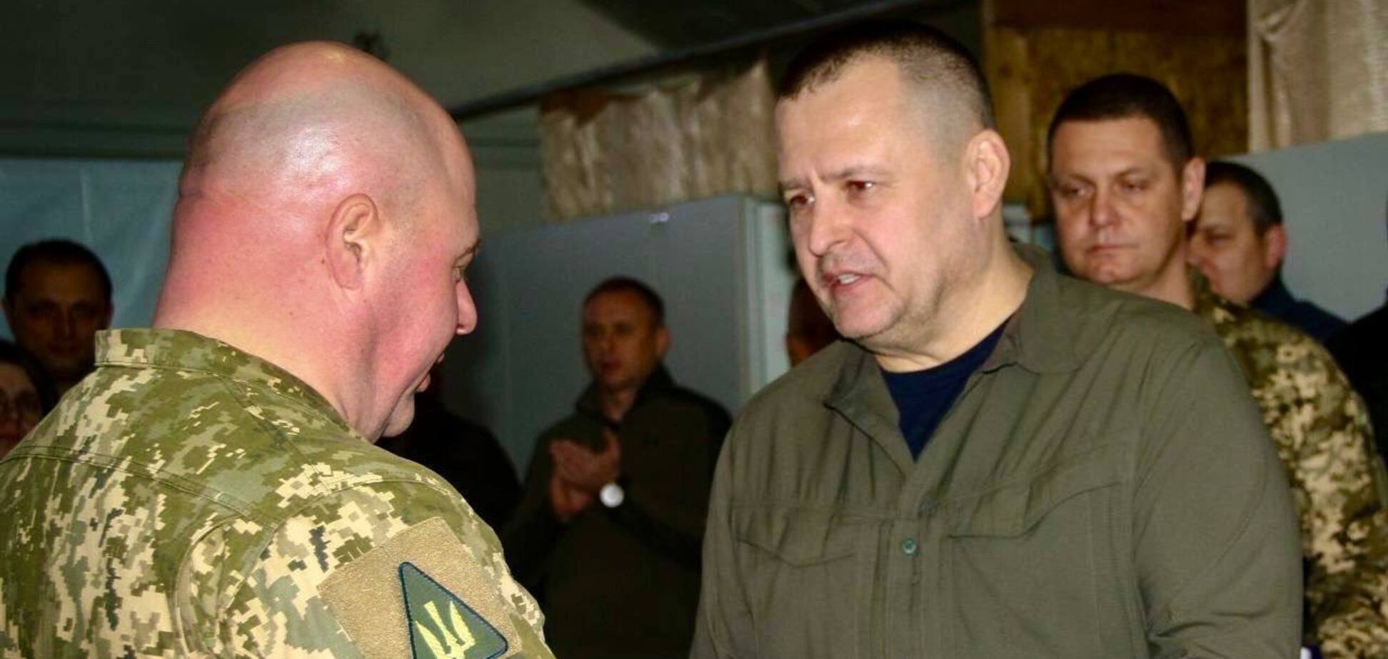 'Ви наші янголи-охоронці': мер Дніпра та очільник ОВА привітали воїнів ПвК 'Схід' з Днем ЗСУ