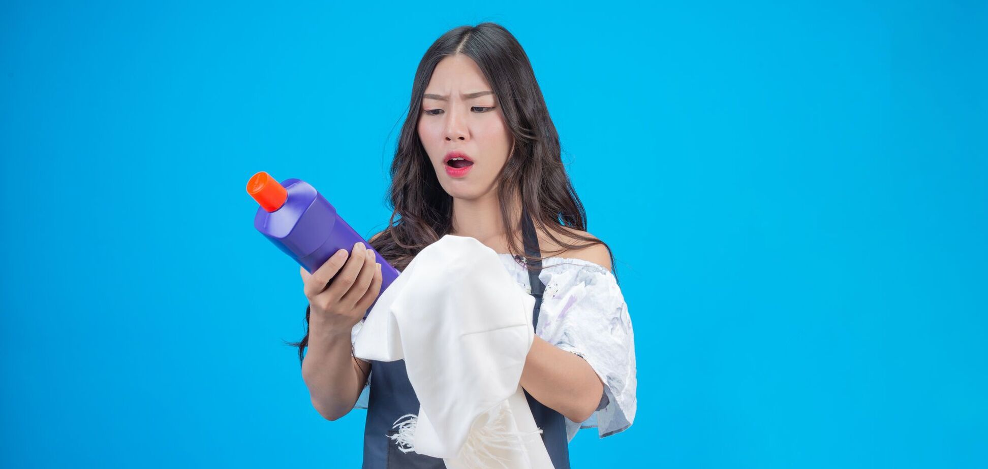 Хімік пояснив різницю між порошком і гелем для прання: мінуси є в обох