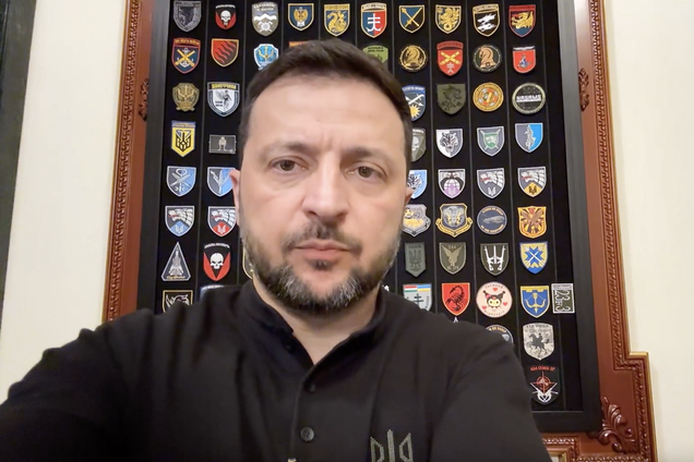 Потрібно перезавантажити систему: Зеленський вимагає від Сирського негайних змін в якості підготовки ЗСУ. Відео