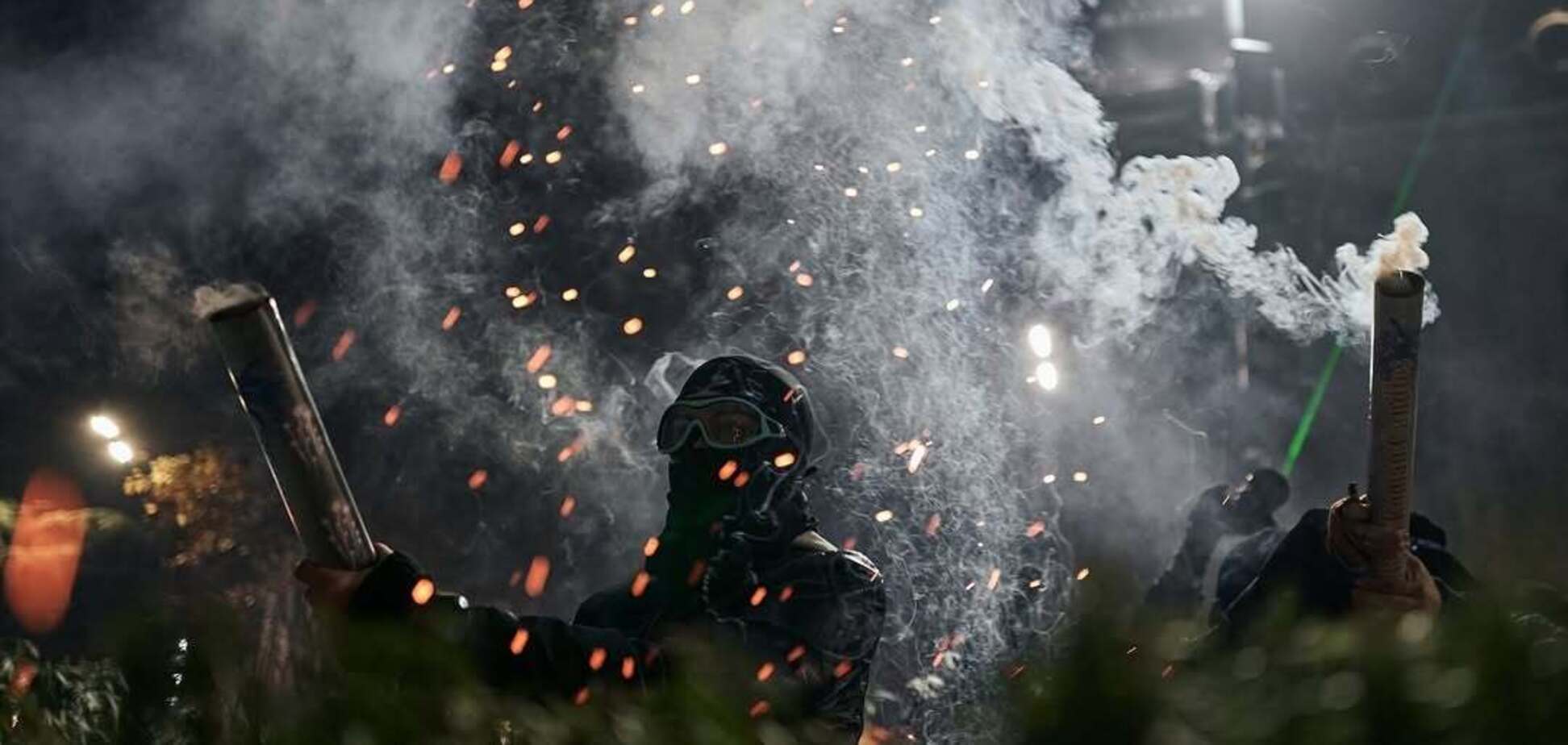 Ситуація нагадує український Євромайдан, але є й відмінності: у мережі показали, як сьогодні проходять протести в Грузії. Фото