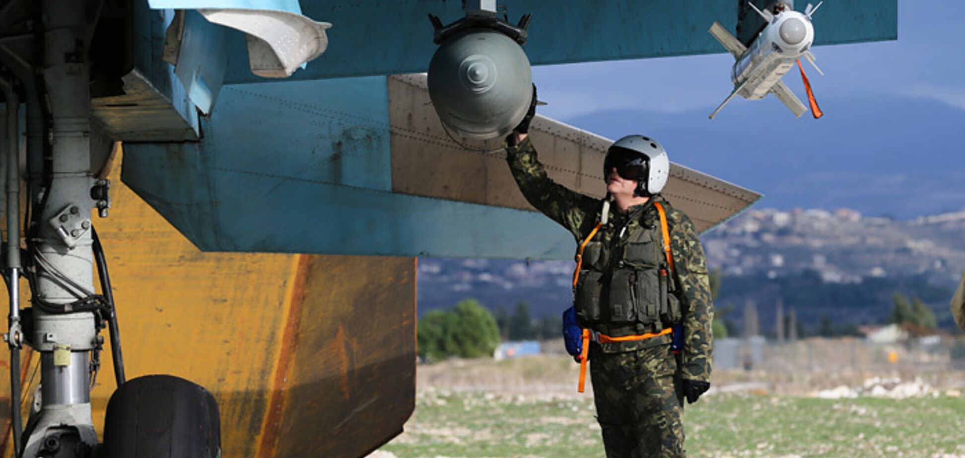 СМИ: Россия попросила Турцию помочь вывести войска из Сирии