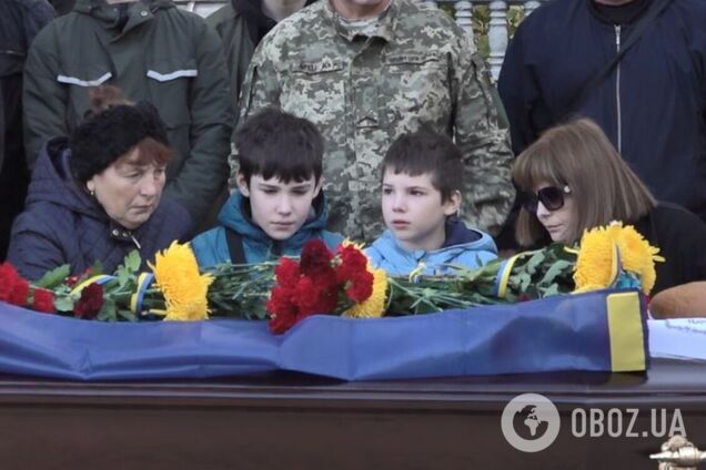 У Черкасах попрощалися із загиблими на війні захисниками: один був контрактником, інший – віддав армії 20 років