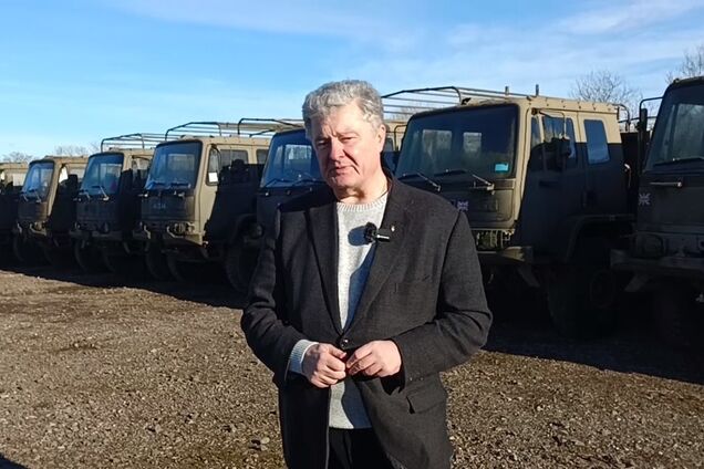 Должны успеть перехватить: Порошенко в Британии покупает еще одну партию грузовиков DAF для ВСУ