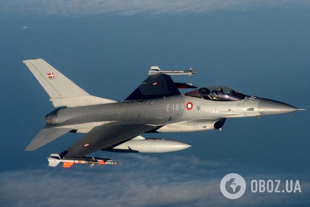 'Все украинцы ждут': Зеленский показал тренировку украинских пилотов на F-16. Видео