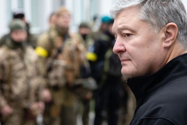 'Не позволяйте унынию и отчаянию забраться в сердце. Работаем на победу': Порошенко обратился к украинцам во вторую годовщину полномасштабной войны