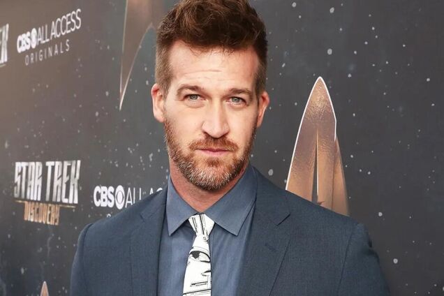 Актер из 'Звездного пути' и фильмов Marvel скончался в 49 лет после пятилетней борьбы с болезнью