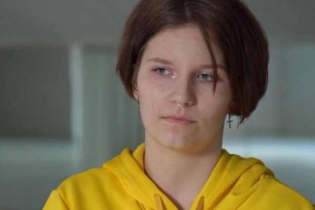 'Російські підлітки казали мені, що Україна напала першою': історія 17-річної Валерії, яку повернули додому після викрадення до РФ