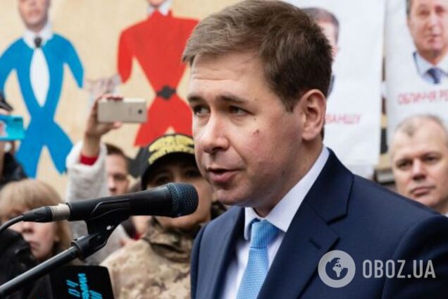 Нездоровая сенсация на пустом месте: Илья Новиков прокомментировал 'изменение статуса' Порошенко