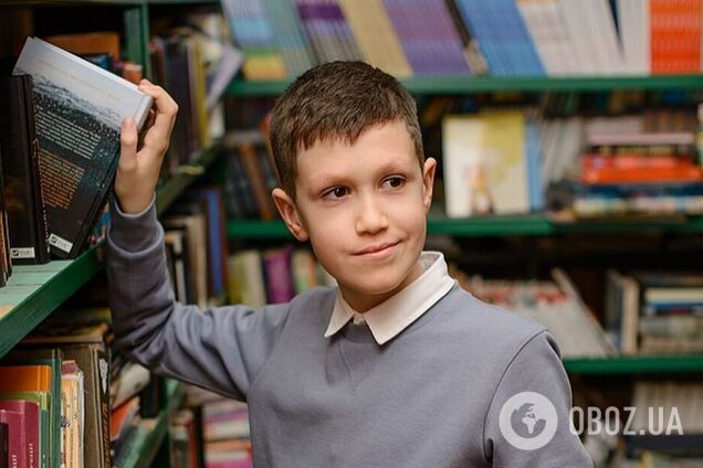 В 11 лет уже ломает стереотипы. Школьник родом из Донецка Захар Черников озвучивает аудиокниги для детей и учит украинскому языку других