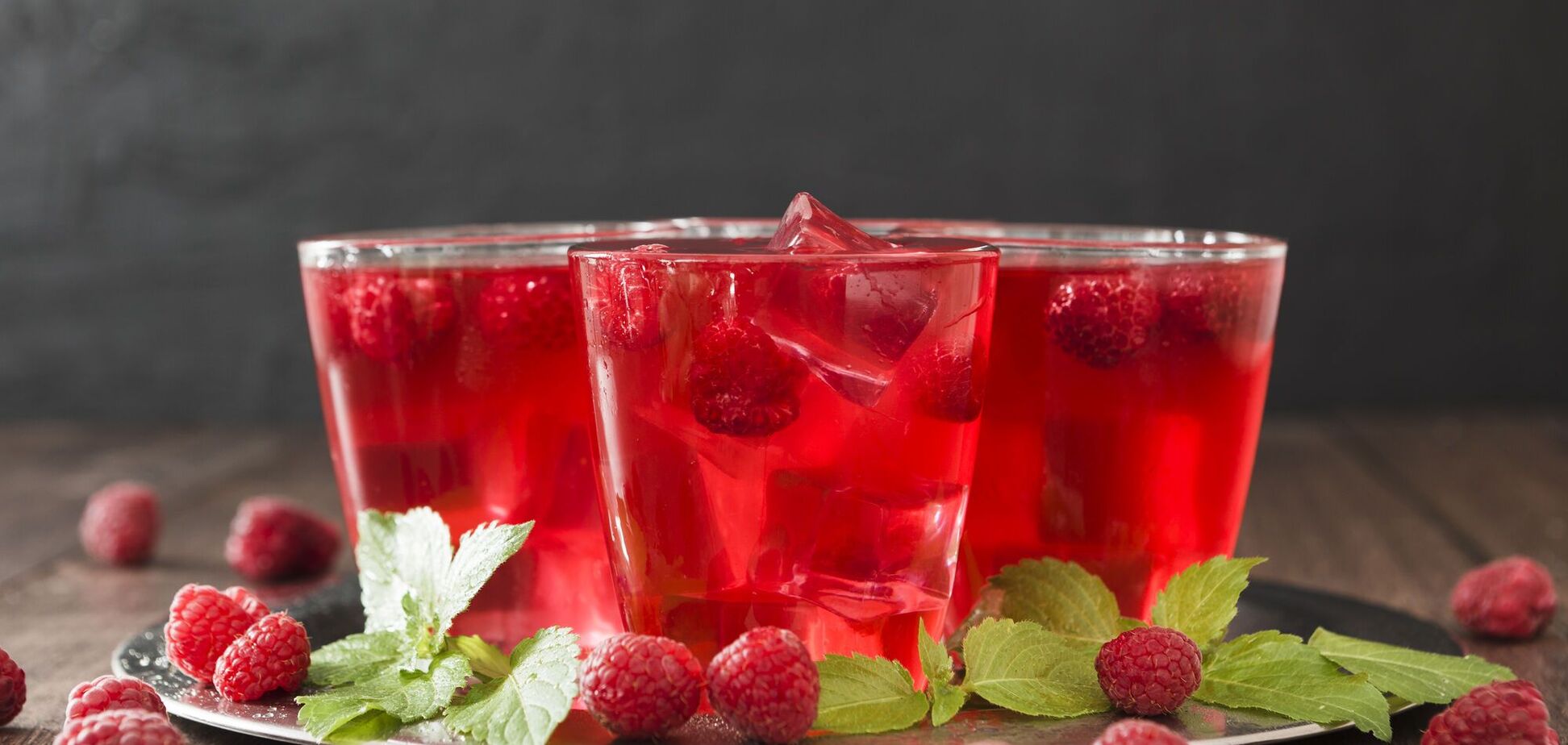 Как варить компот из замороженных ягод на зиму в мультиварке: рецепт