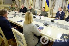 'Мы не можем останавливаться в нашей борьбе': Зеленский встретился с делегацией Палаты представителей США. Фото и видео