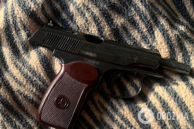 В Киеве мужчина устроил стрельбу с балкона многоэтажки: ему 'светит' до 5 лет за решеткой. Фото