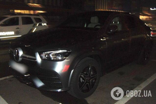 Зловмисники хотіли потім продати елітне авто