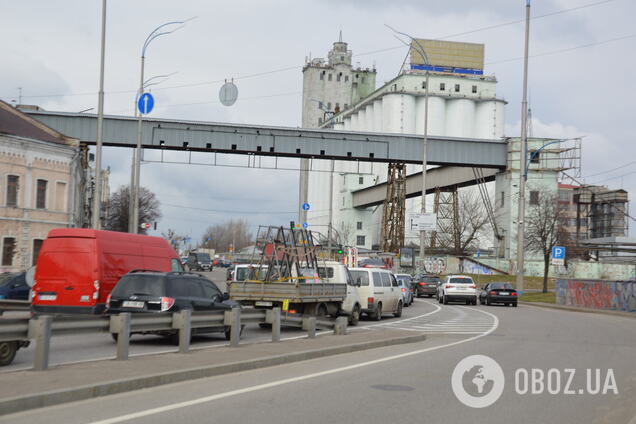 В Киеве утренние пробки осложнили движение на дорогах