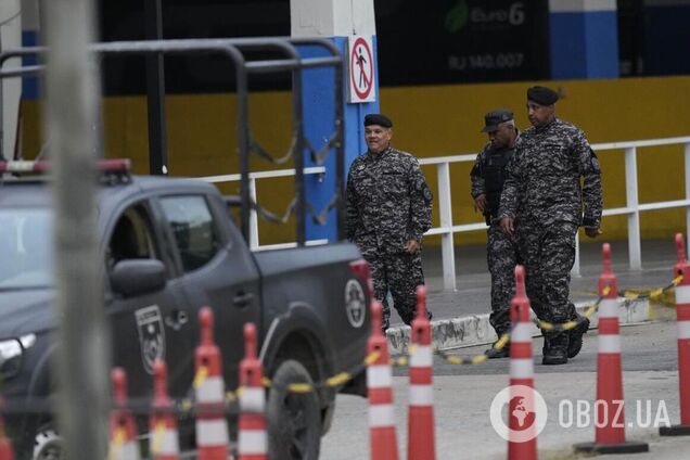 В Рио-де-Жанейро вооруженный мужчина захватил автобус и взял в заложники пассажиров: что происходит