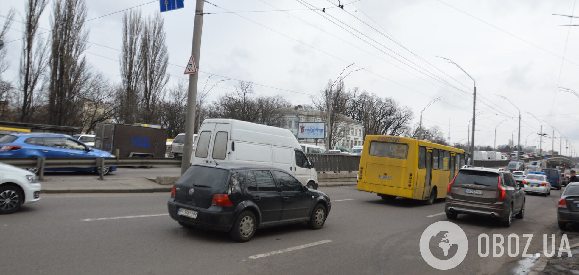 У Києві затори ускладнили рух на дорогах