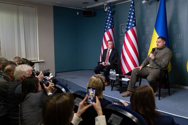 Салліван приїхав до Києва з неоголошеним візитом і зустрівся з Зеленським та Єрмаком: про що говорили. Фото