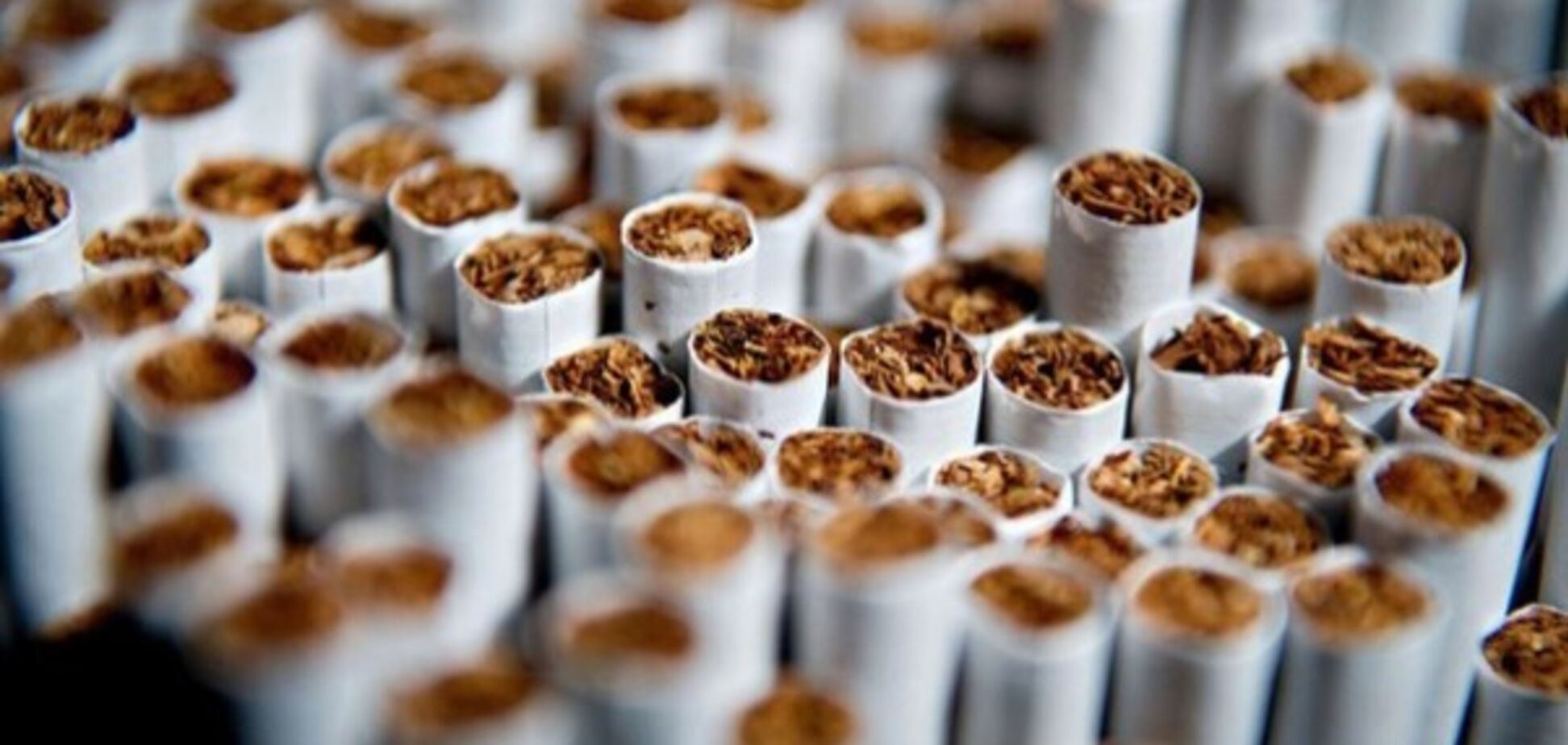 Кабмін хоче прив’язати акцизи на сигарети до євро – ЗМІ