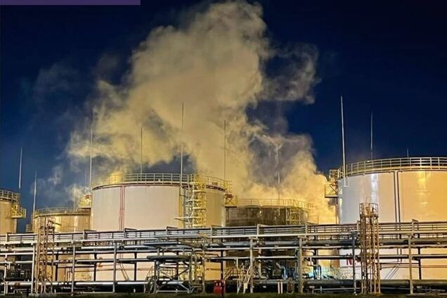 Чи справді США просили Україну не атакувати російські НПЗ: експерт пояснив, чому це не має сенсу