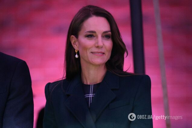 Эксперт по языку тела оценила поведение Кейт Миддлтон, которая сообщила о раке: в одном моменте почувствовалась тревога