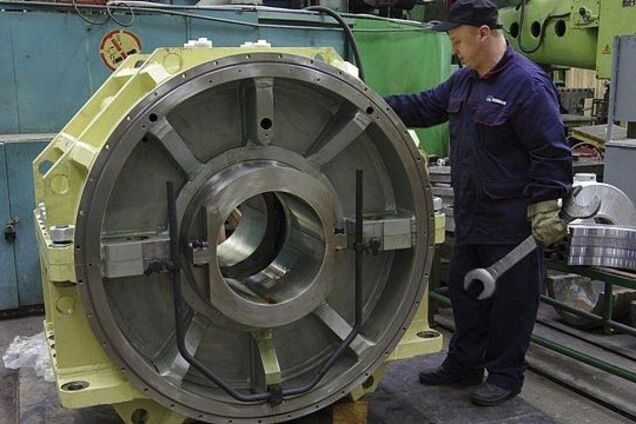 А что там российские 'не имеющие аналогов в мире' вертолетоносцы проекта 23900?