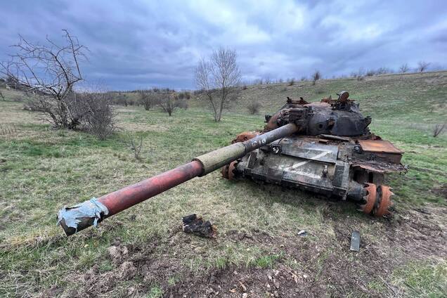 ВСУ добавили врагу потерь на фронте: минус 990 оккупантов и 24 танка за сутки