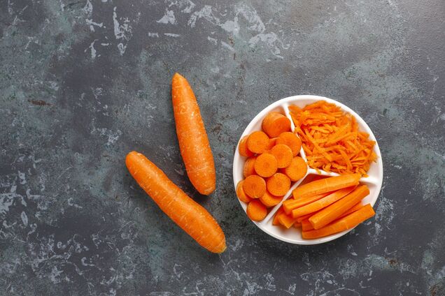 Ви точно неправильно готували моркву! Як перетворити її на справжню смакоту: легкий спосіб