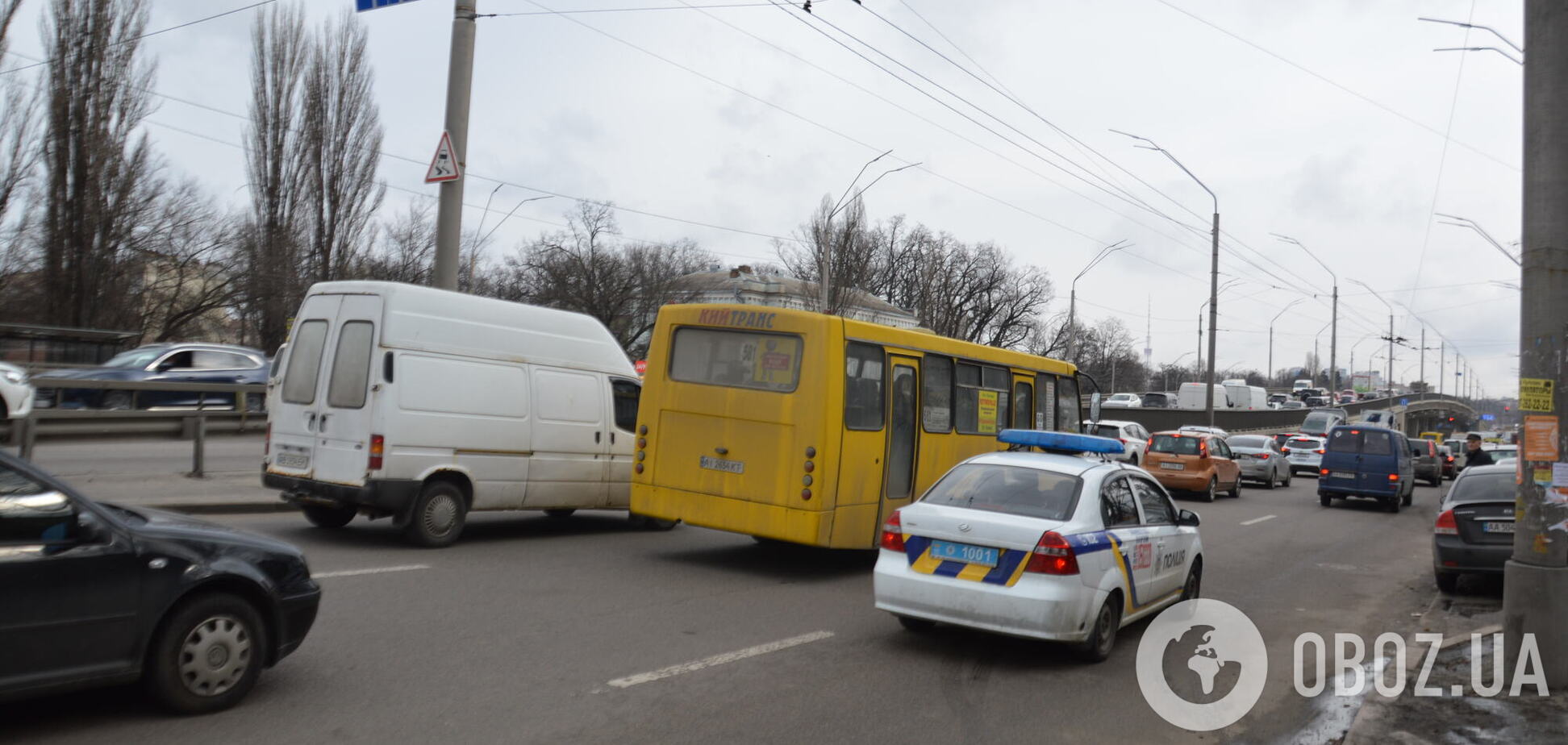 У Києві на дорогах утворилися ранкові затори