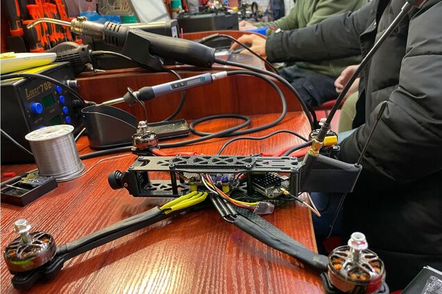 'Дронарня' запустила новый курс для военных инженеров БПЛА при поддержке Favbet Tech