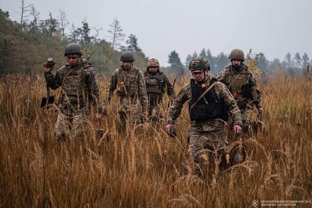 Враг постоянно атакует к западу от Авдеевки, зашел в окрестности Часова Яра и 'дожимает' Терны. Интервью с соучредителем DeepState Погорелым