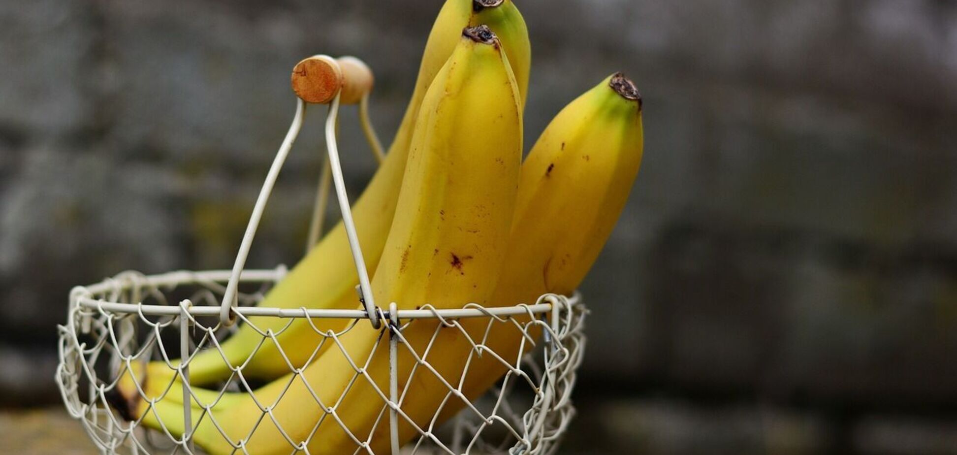 Бананы останутся невероятно свежими и вкусными до полугода: простой лайфхак