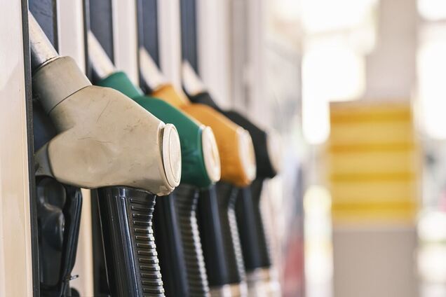 АЗС повысили цены на бензин