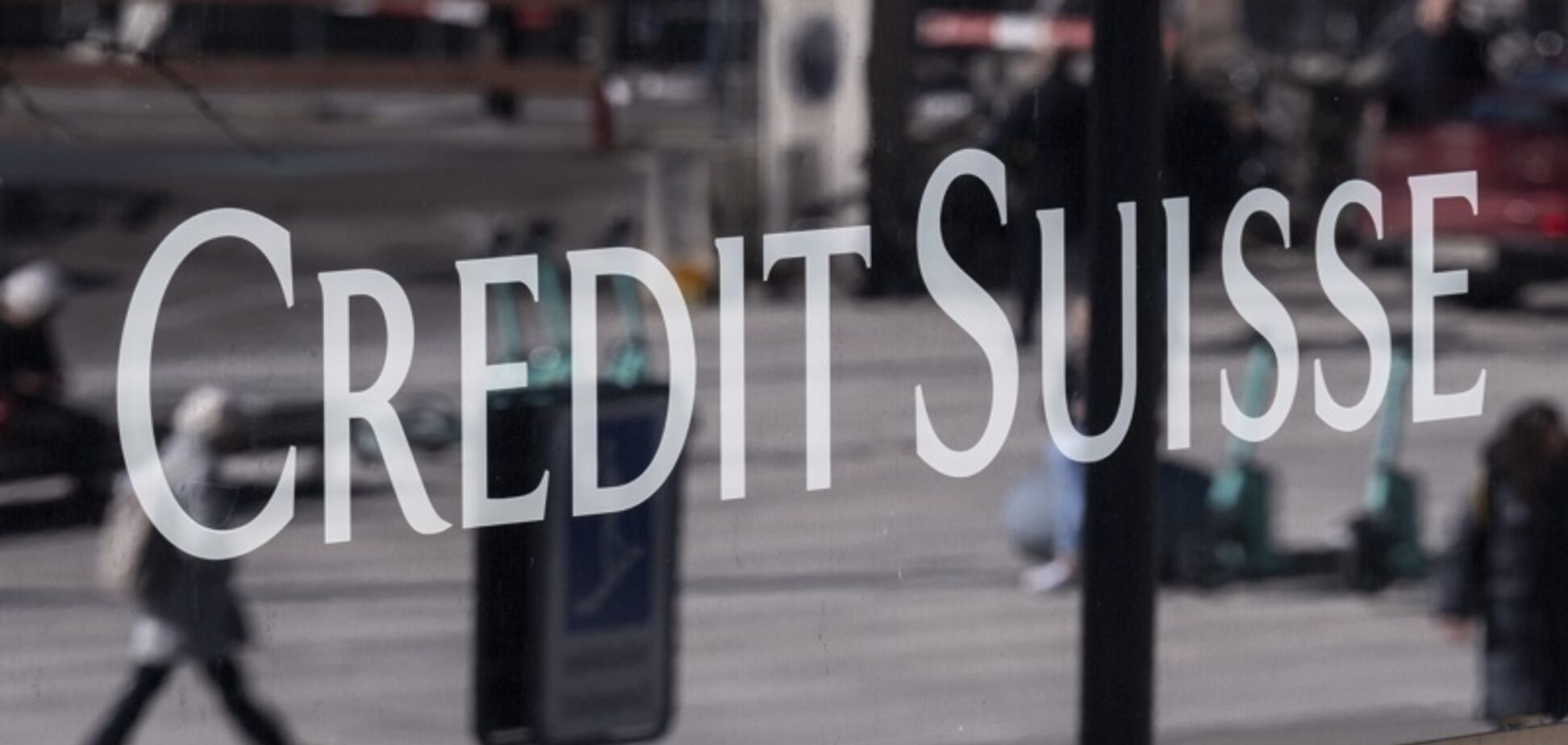 Банки закривають рахунки росіянам