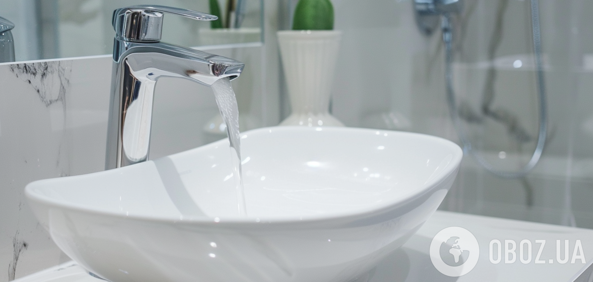 Действенное средство поможет отчистить сантехнику в ванной до блеска: лайфхак