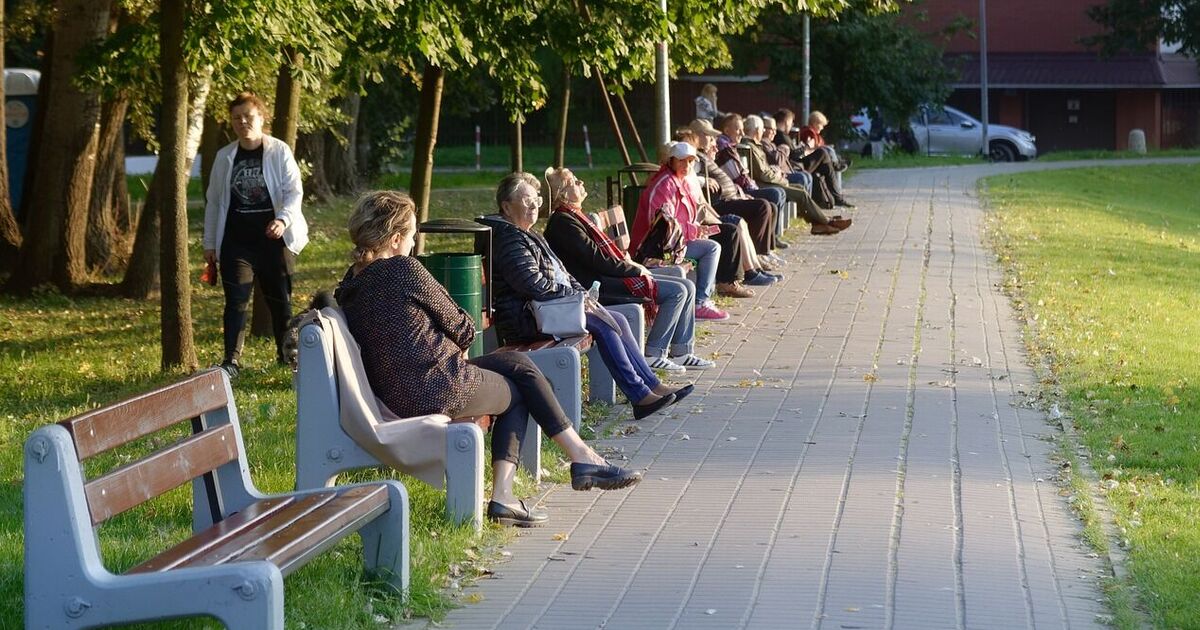 Українцям перерахують пенсії з 1 квітня: хто отримає на 600 грн більше